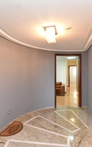 Apartamento para alugar com 249m², 3 quartos e 2 vagasHall de entrada