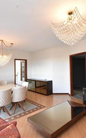 Apartamento para alugar com 249m², 3 quartos e 2 vagasSala