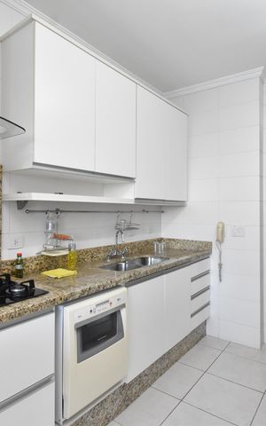 Apartamento para alugar com 249m², 3 quartos e 2 vagasCozinha