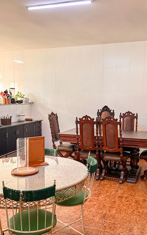 Casa à venda com 6950m², 3 quartos e 10 vagas
