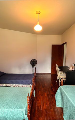 Casa à venda com 6950m², 3 quartos e 10 vagas