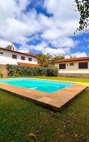 Casa à venda com 6950m², 3 quartos e 10 vagas