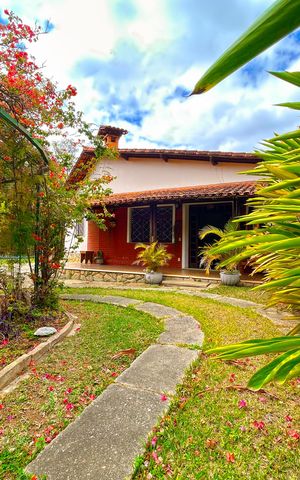 Casa à venda com 6950m², 3 quartos e 10 vagas