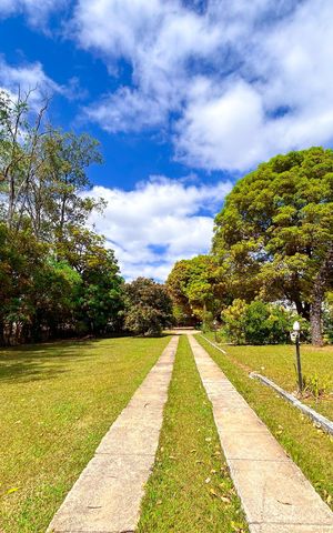 Casa à venda com 6950m², 3 quartos e 10 vagas