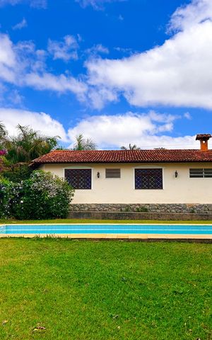 Casa à venda com 6950m², 3 quartos e 10 vagas