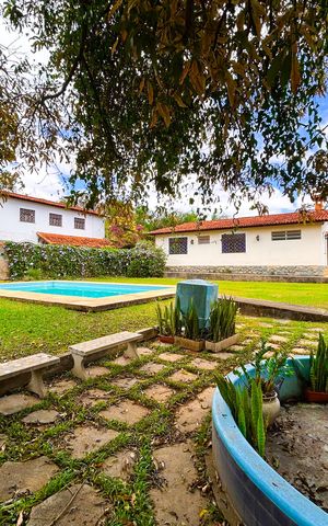 Casa à venda com 6950m², 3 quartos e 10 vagas