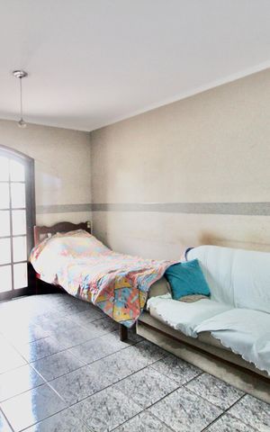 Casa para alugar com 175m², 4 quartos e 2 vagas Casa para alugar com 175m², 4 quartos e 2 vagasSala