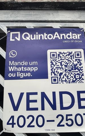 Casa para alugar com 175m², 4 quartos e 2 vagas Casa para alugar com 175m², 4 quartos e 2 vagasFachada