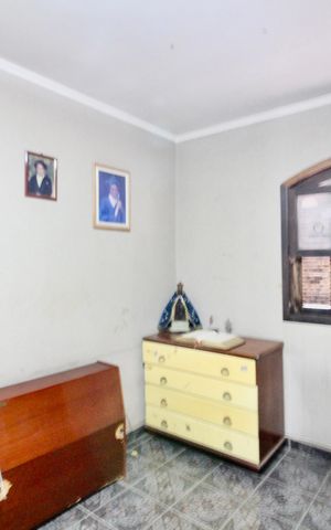 Casa para alugar com 175m², 4 quartos e 2 vagas Casa para alugar com 175m², 4 quartos e 2 vagasQuarto 1
