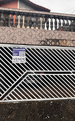 Casa para alugar com 175m², 4 quartos e 2 vagas Casa para alugar com 175m², 4 quartos e 2 vagasFachada
