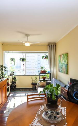 Apartamento à venda com 56m², 2 quartos e 1 vagaSala