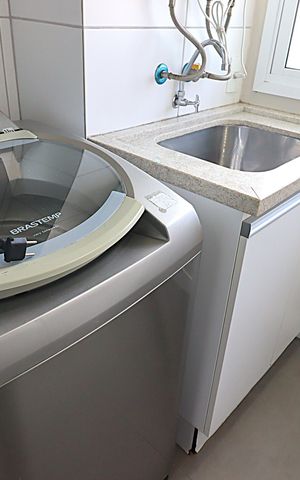 Apartamento à venda com 82m², 2 quartos e 1 vagaÁrea de Serviço