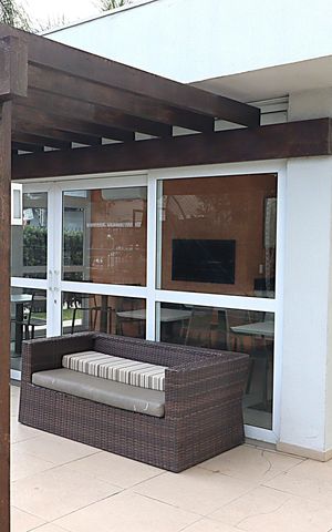 Apartamento à venda com 82m², 2 quartos e 1 vagaÁrea comum - Churrasqueira