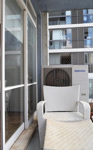 Apartamento à venda com 224m², 4 quartos e 2 vagasVaranda da Sala