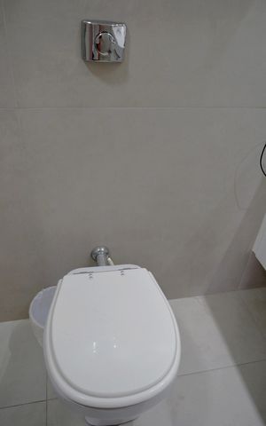 Apartamento à venda com 224m², 4 quartos e 2 vagasBanheiro da Suíte 2