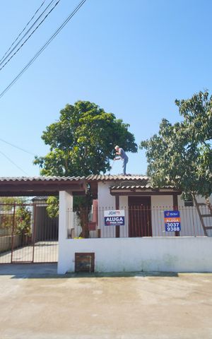 Casa para alugar com 70m², 2 quartos e 1 vagaFachada