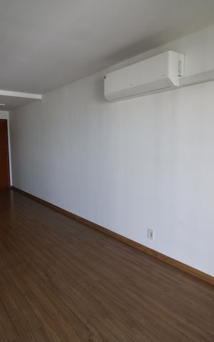 Apartamento para alugar com 81m², 3 quartos e 1 vagaSala