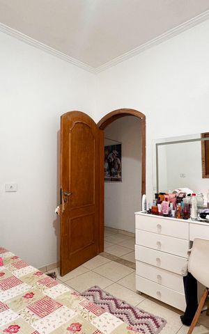 Casa à venda com 250m², 6 quartos e 2 vagasQuarto 2