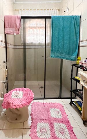 Casa à venda com 250m², 6 quartos e 2 vagasBanheiro Social