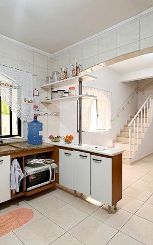 Casa à venda com 250m², 6 quartos e 2 vagasCozinha