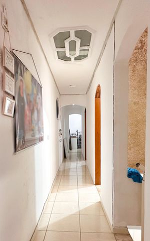 Casa à venda com 250m², 6 quartos e 2 vagasAcesso aos Quartos