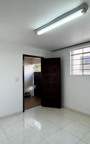 Casa para alugar com 70m², 2 quartos e sem vagaSala