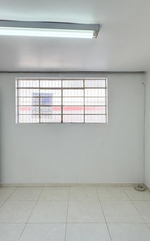 Casa para alugar com 70m², 2 quartos e sem vagaSala