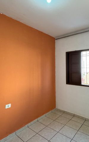 Casa para alugar com 70m², 2 quartos e sem vagaQuarto 1