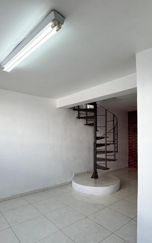 Casa para alugar com 70m², 2 quartos e sem vagaSala