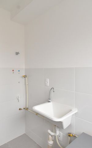 Apartamento para alugar com 80m², 2 quartos e 1 vagaÁrea de Serviço