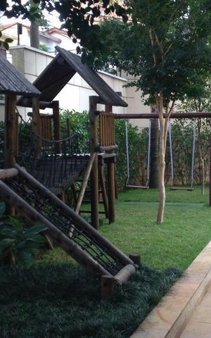 Apartamento à venda com 208m², 4 quartos e 4 vagas Apartamento à venda com 208m², 4 quartos e 4 vagasPlayground