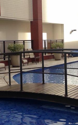 Apartamento à venda com 208m², 4 quartos e 4 vagas Apartamento à venda com 208m², 4 quartos e 4 vagasPiscina