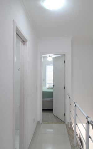 Casa de condomínio para alugar com 65m², 2 quartos e 1 vagaCorredor