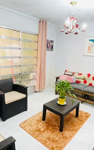 Casa para alugar com 160m², 4 quartos e 1 vaga Casa para alugar com 160m², 4 quartos e 1 vagaQuarto 4/ Sala de estar