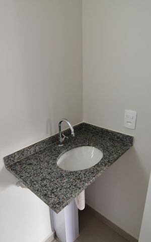 Apartamento à venda com 66m², 2 quartos e 1 vagaBanheiro Suíte