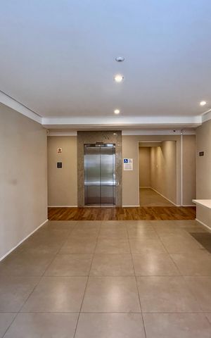 Apartamento à venda com 32m², 1 quarto e sem vaga Apartamento à venda com 32m², 1 quarto e sem vagaHall Social Bloco