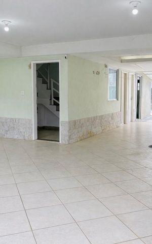 Casa de condomínio à venda com 500m², 5 quartos e 3 vagas Casa de condomínio à venda com 500m², 5 quartos e 3 vagasÁrea externa