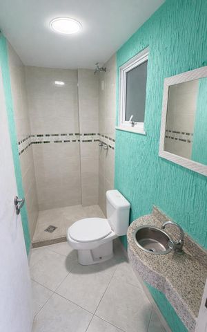 Casa de condomínio à venda com 500m², 5 quartos e 3 vagas Casa de condomínio à venda com 500m², 5 quartos e 3 vagasBanheiro