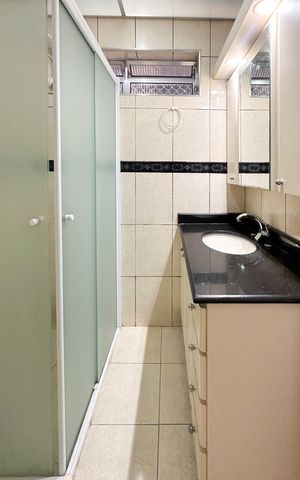 Apartamento para alugar com 55m², 2 quartos e 1 vagaBanheiro Social
