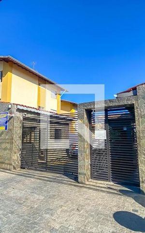 Apartamento para alugar com 55m², 2 quartos e 1 vagaFachada