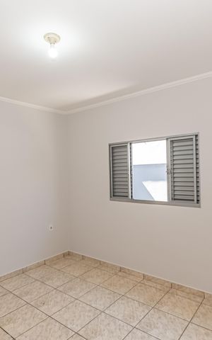 Casa para alugar com 103m², 2 quartos e 1 vaga Casa para alugar com 103m², 2 quartos e 1 vagaQuarto 1