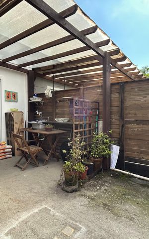 Casa para alugar com 39m², 1 quarto e 1 vaga Casa para alugar com 39m², 1 quarto e 1 vagaÁrea externa