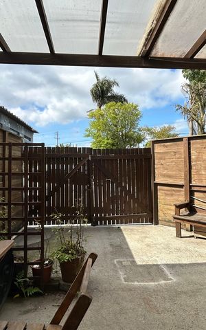 Casa para alugar com 39m², 1 quarto e 1 vaga Casa para alugar com 39m², 1 quarto e 1 vagaÁrea externa