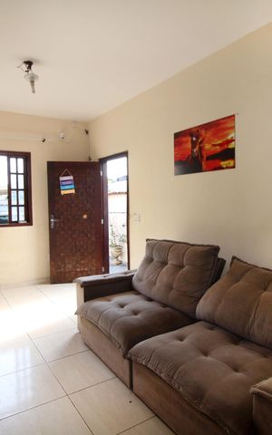 Casa à venda com 217m², 4 quartos e 4 vagasSala