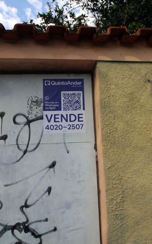 Casa à venda com 217m², 4 quartos e 4 vagasPlaca