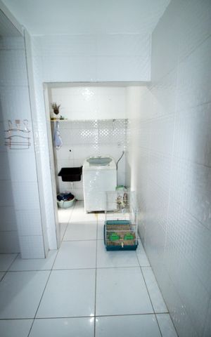 Casa à venda com 217m², 4 quartos e 4 vagasÁrea de Serviço
