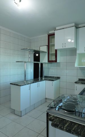 Casa de condomínio para alugar com 78m², 3 quartos e 2 vagasCozinha