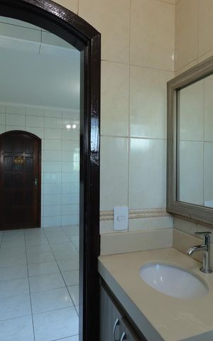Casa de condomínio para alugar com 78m², 3 quartos e 2 vagasBanheiro Social