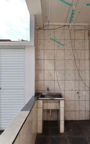 Casa para alugar com 300m², 3 quartos e 4 vagas Casa para alugar com 300m², 3 quartos e 4 vagasQuintal