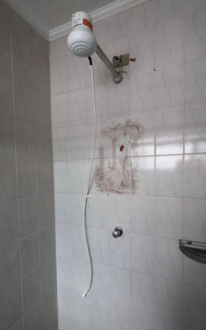 Casa para alugar com 300m², 3 quartos e 4 vagas Casa para alugar com 300m², 3 quartos e 4 vagasBanheiro 4